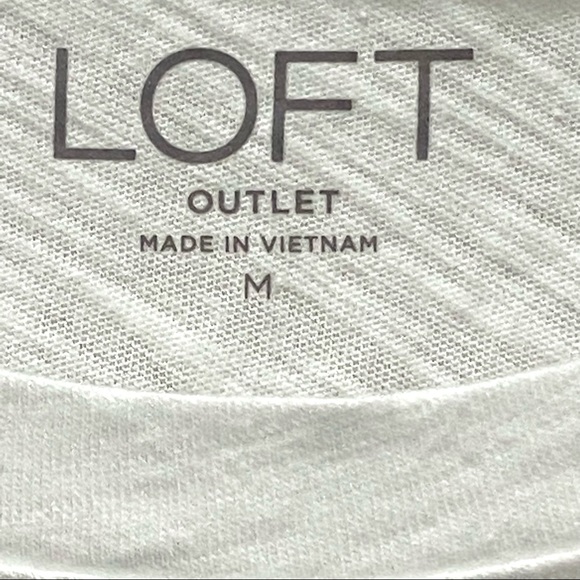 NWT Loft Outlet Wavy Striped Tissue Cotton Tee- Medium - Picture 6 of 12